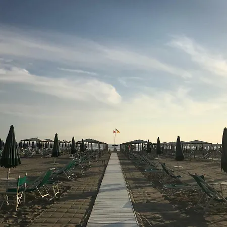 別荘 Veryversilia Holidays