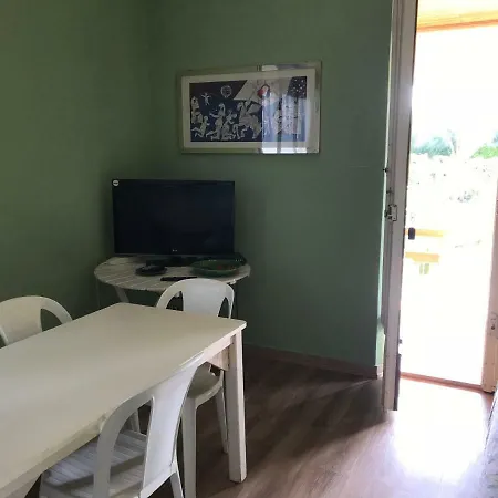別荘 Veryversilia Holidays ヴィアレッジョ