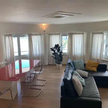 Veryversilia Holidays * ヴィアレッジョ
